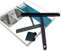 Vannons - Douchewisser Zwart - Douche Trekker Met Zelfklevende Ophanghaak - Met Borstel - Siliconen - Zwart 15 Vannons - Douchewisser Zwart - Douche Trekker Met Zelfklevende Ophanghaak - Met Borstel - Siliconen - Zwart -Badkamer Wijs 1200x1004 6