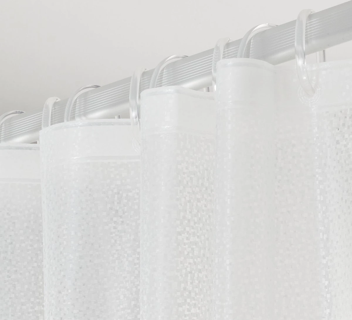 Sealskin Perle Douchegordijn 180x200 Cm - PEVA - Transparant 7 Sealskin Perle Douchegordijn 180x200 Cm - PEVA - Transparant - Afbeelding 5