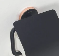 Tiger Urban - Toiletrolhouder Met Klep - Zwart -Badkamer Wijs 1200x1126 3