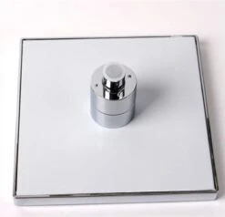 Jawes- LED Regendouche- Zilver- Douchekop- 20x20cm- Verschillende Kleuren- RVS- LED Verlichting 9 Jawes- LED Regendouche- Zilver- Douchekop- 20x20cm- Verschillende Kleuren- RVS- LED Verlichting -Badkamer Wijs 1200x1154 2