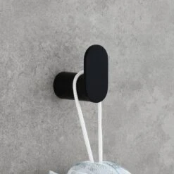 Handdoekhaakjes Zwart - Boren - 2x Wandhaakjes - Handdoekhouder Badkamer -Badkamer Wijs 1200x1200 1012