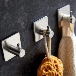 Handdoekhaak Set Zonder Boren RVS Vierkant Zelfklevend - Badjas - Theedoek Hanger - Keuken - Badkamer - Handdoek Haakjes 21 Handdoekhaak Set Zonder Boren RVS Vierkant Zelfklevend - Badjas - Theedoek Hanger - Keuken - Badkamer - Handdoek Haakjes -Badkamer Wijs 1200x1200 1166