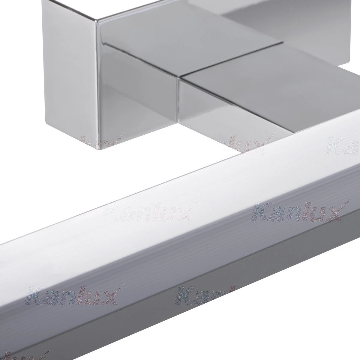 LED Spiegellamp Badkamer 40cm - 8W 4000K Helder Wit Licht - Chrome 6 LED Spiegellamp Badkamer 40cm - 8W 4000K Helder Wit Licht - Chrome - Afbeelding 4