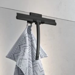 Tiger Caddy - Handdoekhaak Voor Douchecabine - Glaspaneel Dikte 6-8 Mm - 3,5 X 7 X 5 Cm - Dubbel - Zwart -Badkamer Wijs 1200x1200 159