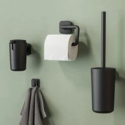 Tiger Carv - Toiletrolhouder Zonder Klep - Zwart -Badkamer Wijs 1200x1200 1618