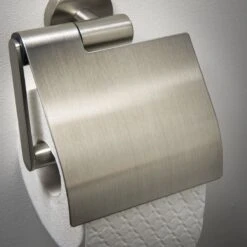 Tiger Boston - Toiletrolhouder Met Klep - RVS Geborsteld -Badkamer Wijs 1200x1200 1664
