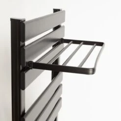 CREATE WARM TOWEL 500W - Elektrisch Handdoekenrek Voor Aan De Muur Met Plank - Zwart -Badkamer Wijs 1200x1200 1721