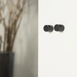 Tiger Bold - Handdoekhaken Klein - ø 1,9 Cm - 2 Stuks - Zwart -Badkamer Wijs 1200x1200 1818