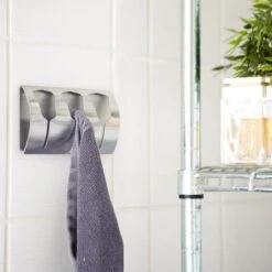 LifeGoods Handdoekhaakjes - Zelfklevend - Voor 3 Handdoeken - Handdoekklem - RVS - 1 Stuks 17 LifeGoods Handdoekhaakjes - Zelfklevend - Voor 3 Handdoeken - Handdoekklem - RVS - 1 Stuks -Badkamer Wijs 1200x1200 1859