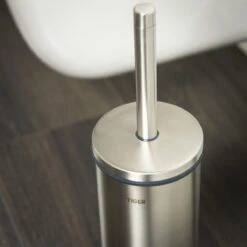 Tiger Boston - Toiletborstel Met Houder Vrijstaand - RVS Geborsteld 10 Tiger Boston - Toiletborstel Met Houder Vrijstaand - RVS Geborsteld -Badkamer Wijs 1200x1200 2167