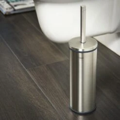 Tiger Boston - Toiletborstel Met Houder Vrijstaand - RVS Geborsteld 11 Tiger Boston - Toiletborstel Met Houder Vrijstaand - RVS Geborsteld -Badkamer Wijs 1200x1200 2168