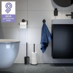 Tiger Tune - Toiletborstel Met Houder Vrijstaand - Zwart Metaal Geborsteld / Zwart -Badkamer Wijs 1200x1200 2316