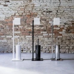 Sealskin Tube - Toiletbutler - Toiletrolhouder - Toiletborstel Met Houder - Vrijstaand - Zwart -Badkamer Wijs 1200x1200 2329