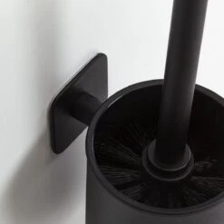 Tiger Colar - Toiletborstel Met Houder - Zwart 18 Tiger Colar - Toiletborstel Met Houder - Zwart -Badkamer Wijs 1200x1200 2349