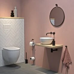 Tiger Porto - Toiletborstel Met Houder - Vrijstaand - Zwart -Badkamer Wijs 1200x1200 2370