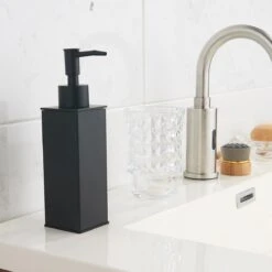 VDN Stainless Zeeppompje - Zeepdispenser - Zeeppompje Vrijstaand - Zwart - Vierkant - RVS 15 VDN Stainless Zeeppompje - Zeepdispenser - Zeeppompje Vrijstaand - Zwart - Vierkant - RVS -Badkamer Wijs 1200x1200 274