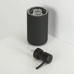 Tiger Porto - Zeepdispenser 200 Ml - Vrijstaand - Zwart -Badkamer Wijs 1200x1200 2829