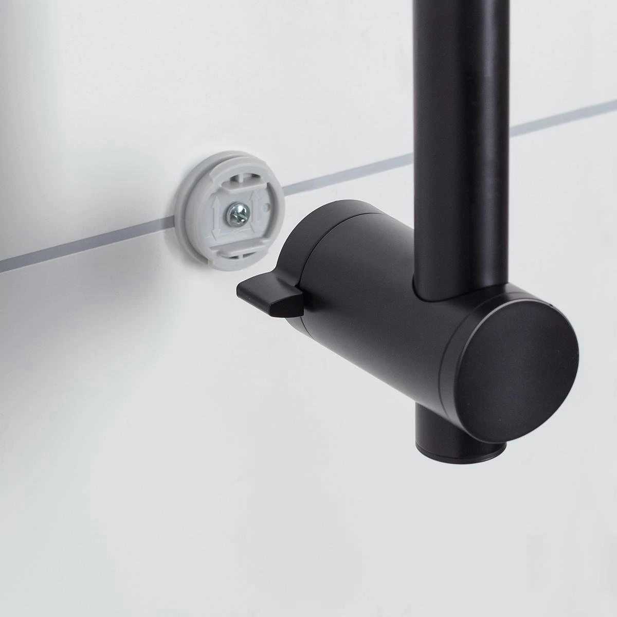 Tiger Tyne Doucheset - Douchekop Ø 12 Cm - Inclusief Comfort Water Saver - 3 Standen - Mat Zwart 9 Tiger Tyne Doucheset - Douchekop Ø 12 Cm - Inclusief Comfort Water Saver - 3 Standen - Mat Zwart - Afbeelding 7