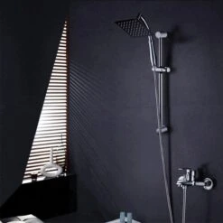 Regendouche XL Deluxe Met Glijstang - ø 28 Cm - Douchekop Met Slang En Stang - Vierkant - RVS - Chrome - Glijstangset - Spa - Wellness 13 Regendouche XL Deluxe Met Glijstang - ø 28 Cm - Douchekop Met Slang En Stang - Vierkant - RVS - Chrome - Glijstangset - Spa - Wellness -Badkamer Wijs 1200x1200 3442