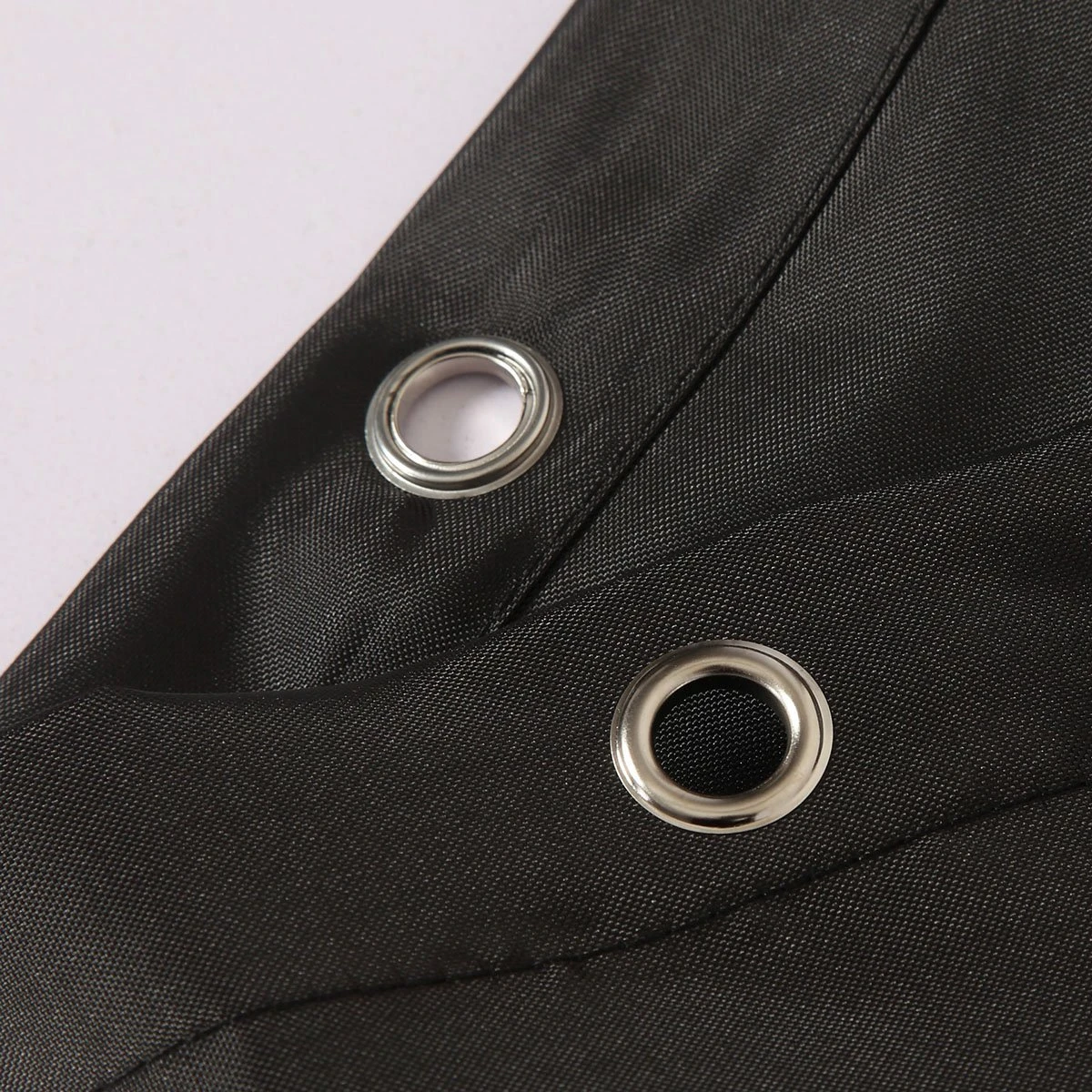 MLN Basics® Douchegordijn | Zwart | 180x200 Cm | Inclusief Ringen | Anti-schimmel 5 MLN Basics® Douchegordijn | Zwart | 180x200 Cm | Inclusief Ringen | Anti-schimmel - Afbeelding 3