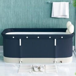 Merkloos Opvouwbaar Bad Voor Volwassenen | Opblaasbaar Zitbad BLAUW – Mobiele Badkuip – Bath Bucket – Zwembad -Badkamer Wijs 1200x1200 3823