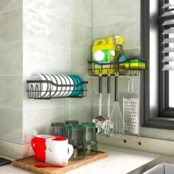 STRICX Doucherek 2 Laags Zwart - Zelfklevend Doucherek Inclusief 3 Ophanghaakjes - Doucherek Voor Badkamer / Keuken - Doucherek Met Plakstrip - Keukenrek Met Plakstrip - Badrek Douche - Kruidenrek Specerijen - Badkamerrek Douchemandje -Badkamer Wijs 1200x1200 436