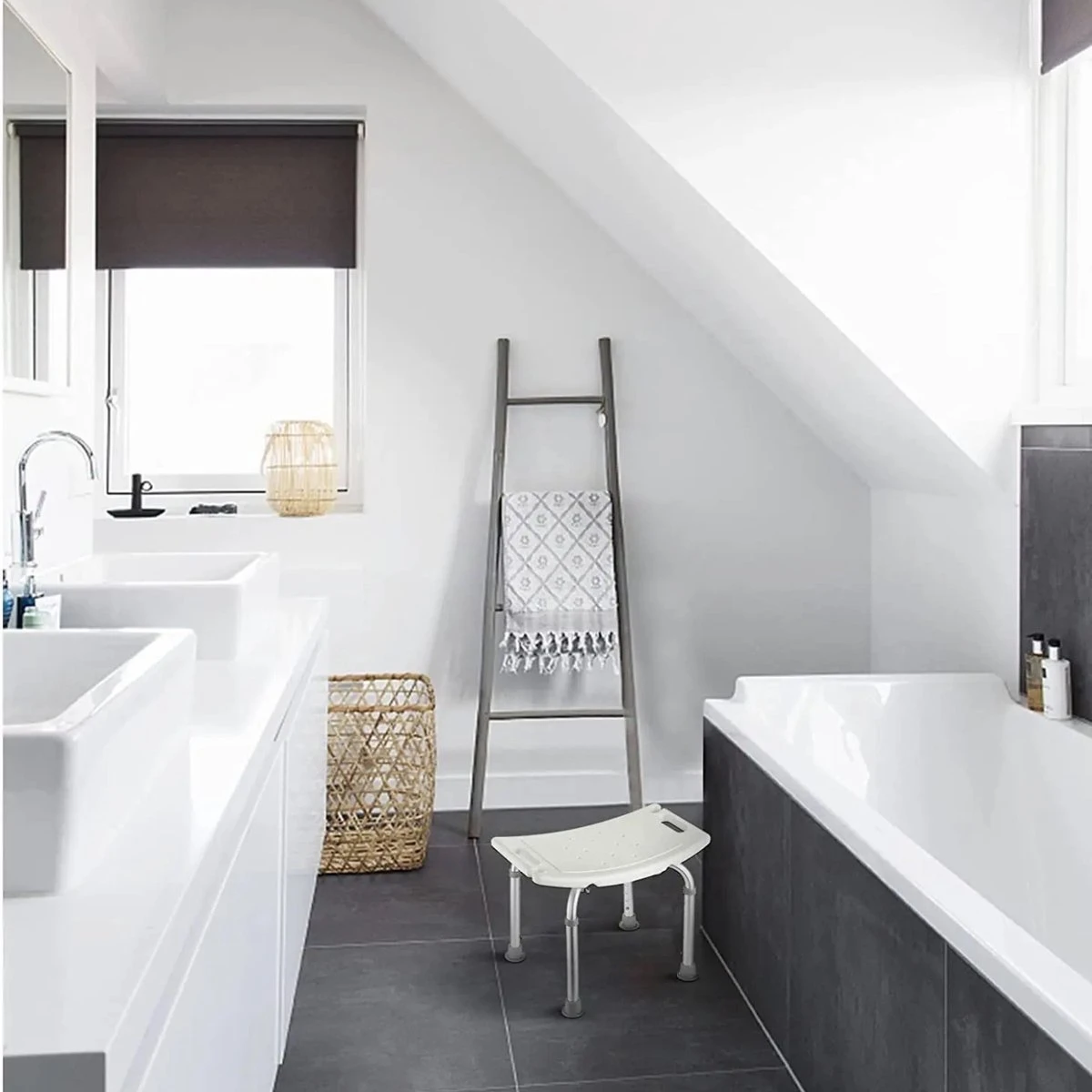 Life&Home Douchekruk - Wandbeugel Bijgeleverd - Douchestoel - 6 Hoogtes - Max 130 Kg - Handgrepen 6 Life&Home Douchekruk - Wandbeugel Bijgeleverd - Douchestoel - 6 Hoogtes - Max 130 Kg - Handgrepen - Afbeelding 4