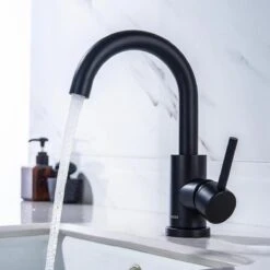 LOMAZOO Wastafelkraan Zwart Styx - Zwarte Wastafelkraan - Badkamerkraan Zwart - Zwarte Badkamerkraan -Badkamer Wijs 1200x1200 4705