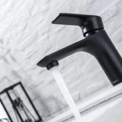 LOMAZOO Wastafelkraan Zwart Libra - Zwarte Wastafelkraan - Badkamerkraan Zwart - Zwarte Badkamerkraan -Badkamer Wijs 1200x1200 4721