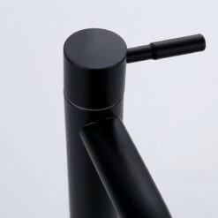 Stylumo Zwarte Toiletkraan – Fonteinkraan Zwart – Koudwaterkraan – WC Kraan – Badkamermeubel Kraan Alleen Koud Water -Badkamer Wijs 1200x1200 4723