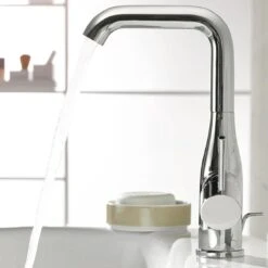 GROHE Essence New Wastafelkraan - Met EcoJoy® - Draaibare Uitloop - Zonder Waste - Chroom - 23541001 17 GROHE Essence New Wastafelkraan - Met EcoJoy® - Draaibare Uitloop - Zonder Waste - Chroom - 23541001 -Badkamer Wijs 1200x1200 4746