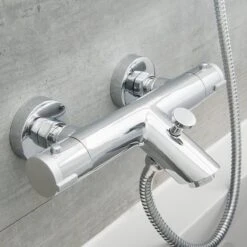 SCHÜTTE London Thermostatische Badkraan - Hartafstand 150 Mm - Chroom 21 SCHÜTTE London Thermostatische Badkraan - Hartafstand 150 Mm - Chroom -Badkamer Wijs 1200x1200 4766