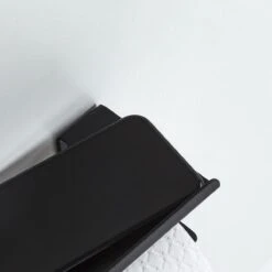 Tiger Colar - Toiletrolhouder Met Planchet - Zwart -Badkamer Wijs 1200x1200 655