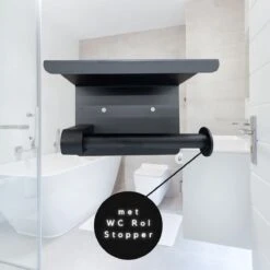 WC Rolhouder - Zelfklevend Toiletrolhouder Met Plankje - WC Papier Houder Zonder Boren - WC Rolhouder Met Plankje - Toiletrolhouder - Toiletrolhouder Zwart - Fienosa -Badkamer Wijs 1200x1200 709