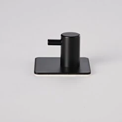 Handdoekhaakjes - Badkamer Zelfklevend – 4 Stuks – RVS - Zwart 18 Handdoekhaakjes - Badkamer Zelfklevend – 4 Stuks – RVS - Zwart -Badkamer Wijs 1200x1200 833