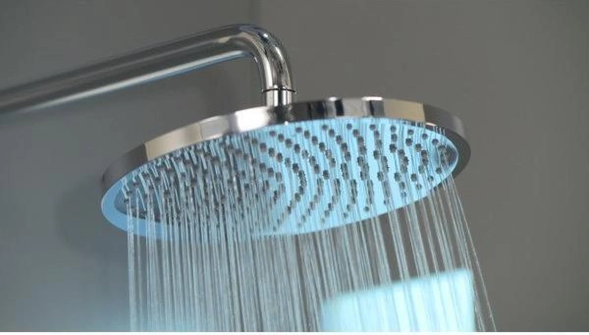 Hansgrohe Crometta S 240 Showerpipe - 1jet - Incl. Thermostaat - Chroom 18 Hansgrohe Crometta S 240 Showerpipe - 1jet - Incl. Thermostaat - Chroom - Afbeelding 16