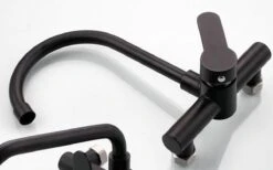 Merkloos Inbouw Wastafelkraan 8654-CB - Muurkraan - RVS - Mat Zwart -Badkamer Wijs 1200x747 3