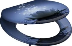 SCHÜTTE WC-Bril 80082 WATER LILY - MDF-Hout - RVS Scharnieren - Decor - 3-zijdige Print -Badkamer Wijs 1200x772 1