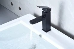 BADO Wastafelkraan - Mat Zwart - Kraan - Mengkraan - Badkamerkraan -Badkamer Wijs 1200x800 144