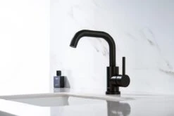 LOMAZOO Wastafelkraan Zwart Pollux - Zwarte Wastafelkraan - Badkamerkraan Zwart - Zwarte Badkamerkraan 14 LOMAZOO Wastafelkraan Zwart Pollux - Zwarte Wastafelkraan - Badkamerkraan Zwart - Zwarte Badkamerkraan -Badkamer Wijs 1200x800 145