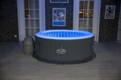 Bestway Lay-Z-Spa Jacuzzi ''Bali Airjet'' Bubbelbad Voor 4 Personen, Inclusief Soft-touch Bedieningspaneel 21 Bestway Lay-Z-Spa Jacuzzi ''Bali Airjet'' Bubbelbad Voor 4 Personen, Inclusief Soft-touch Bedieningspaneel -Badkamer Wijs 1200x800 154