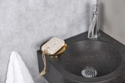 Differnz Cleo Fonteinset - Wasbak Natuursteen - Zwart - Gebogen Kraan - Chroom - Standaard Greep - 30 X 30 X 10 Cm -Badkamer Wijs 1200x800 176