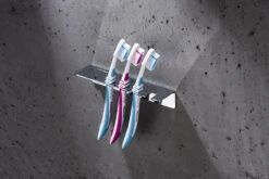 Sagittarius One 40S1 Tandenborstelhouder Chroom | Opzetborstelhouder Zonder Boren | Verchroomd Roestvrij Staal Tandenborstelhouder Hangend | Passend Voor Alle Grote Merken 11 Sagittarius One 40S1 Tandenborstelhouder Chroom | Opzetborstelhouder Zonder Boren | Verchroomd Roestvrij Staal Tandenborstelhouder Hangend | Passend Voor Alle Grote Merken -Badkamer Wijs 1200x800 27