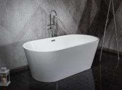 WOON-DISCOUNTER.NL - Design Ligbad Teika 170 - Wit - 170 X 75 X 60 Cm - Vrijstaand - Acryl - Ovaal- 151232 -Badkamer Wijs 1200x884