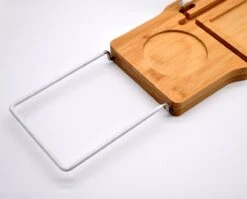 Badrek Bamboe Met IPAD Houder Galeara - Tablethouder - Telefoonhouder - Anti-slip Krasbescherming Badcaddy Badkuiprekje - Badrekje Uitschuifbaar Bamboe Hout -Badkamer Wijs 1200x966 2