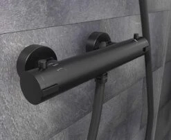 SCHÜTTE London Thermostatische Douchekraan - Hartafstand 120 Mm - Zwart Mat -Badkamer Wijs 1200x983 3
