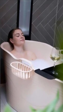 HelloBath® - Bath Bucket - XL - 125 Cm - Brazilian Sand - Zitbad - Ligbad (Verzending In Doos) - Incl. Badplank En Kraantje -Badkamer Wijs 671x1200 1