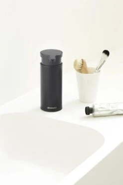 Brabantia Zeepdispenser - 200 Ml - Matt Black -Badkamer Wijs 799x1200 6