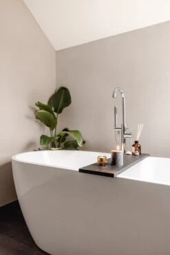 Luxe Badplank Zwart 85 Cm - Badplank Voor In Bad - Eiken Hout - Sterk En Duurzaam Materiaal - Massief Eikenhout - Badrek Zwart 9 Luxe Badplank Zwart 85 Cm - Badplank Voor In Bad - Eiken Hout - Sterk En Duurzaam Materiaal - Massief Eikenhout - Badrek Zwart -Badkamer Wijs 800x1200 65