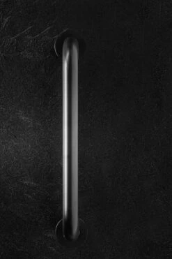 Highport Handgreep Zwart Voor Bad Of Douche - Sterke Metalen Wandgreep -Wandbeugel 30,5 Cm - Zwarte Aluminium Handgreep - Wandgreep Voor Badkamer - Douche - Toilet - Toiletbeugel - Badgreep - Douchegreep - Inclusief Ophangmateriaal -Badkamer Wijs 800x1200 80